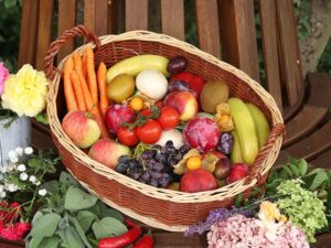 Gemischter Obst- und Gemüsekorb für Büros in Buchholz individuell zusammengestellt